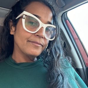 Meet your Posher, Johana